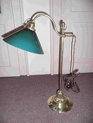 Mosazn� lampa
